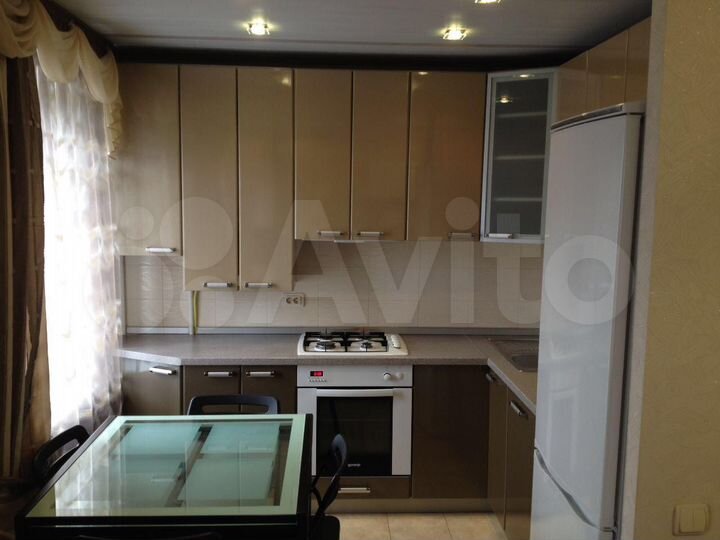 2-к. квартира, 48 м², 1/2 эт.