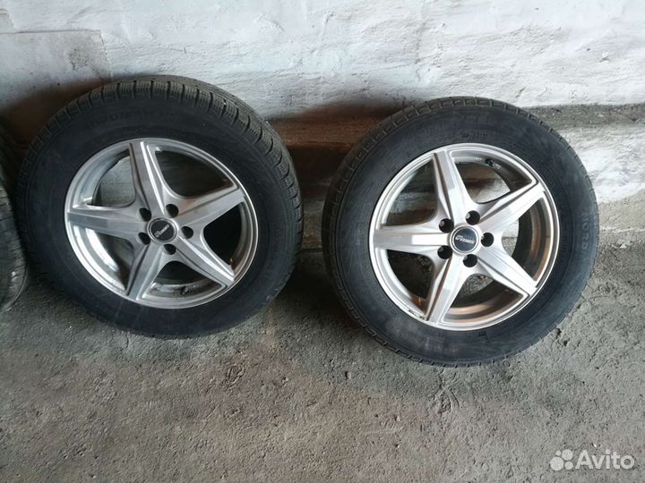 Колеса в сборе r15