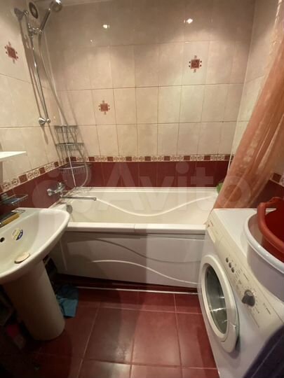 3-к. квартира, 65 м², 3/9 эт.