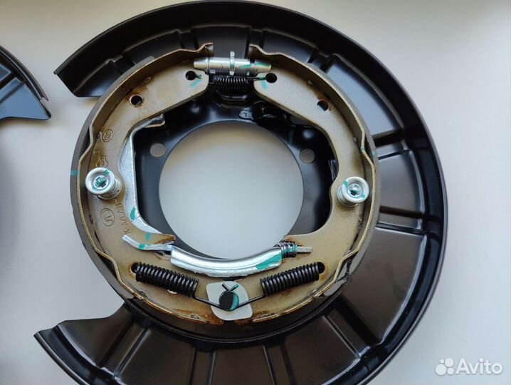 Щит задний тормозной L/R GW Hover/H3/H5/Safe f1