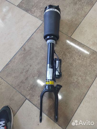 Пневмостойка на mercedes x164 gl