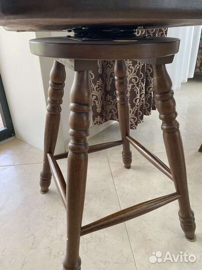 Барный стул дерево