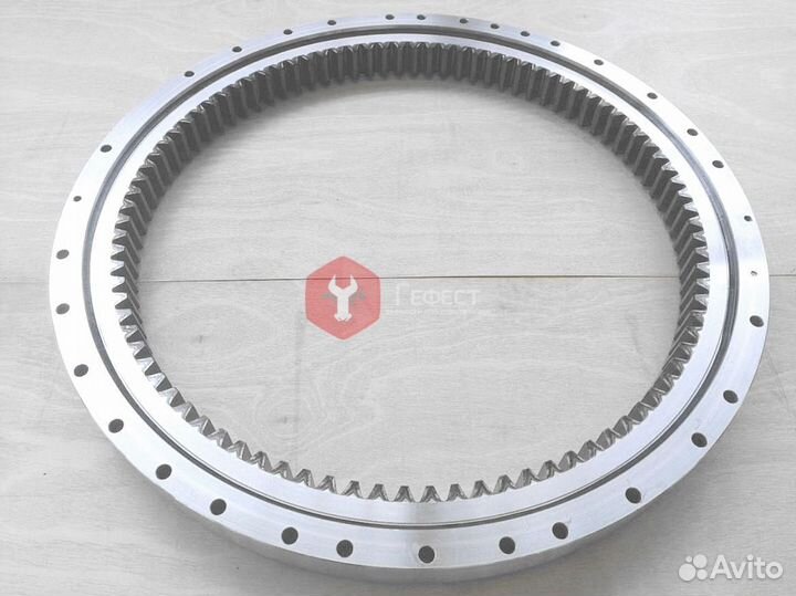 Поворотный круг Hitachi ZX350