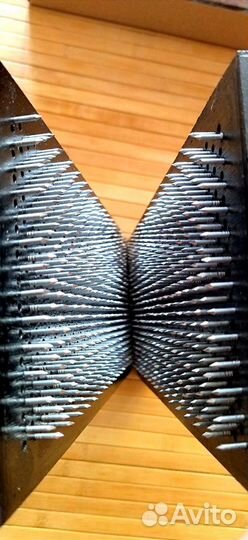 Доска с гвоздями