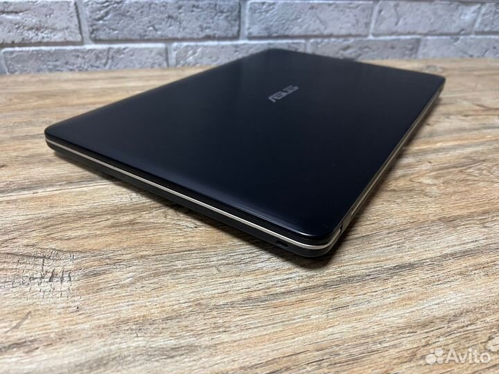 Ноутбук Asus x540s