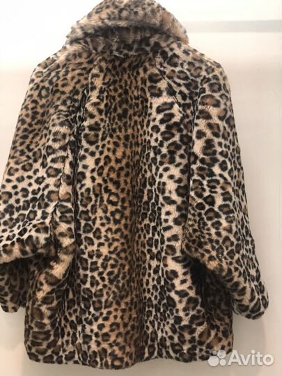 Шуба из экомеха.Новая.46-52