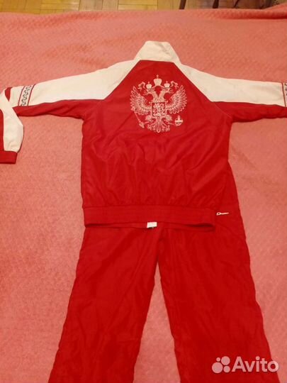 Спортивный костюм