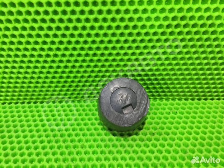 Упор домкрата Mercedes-Benz E W210