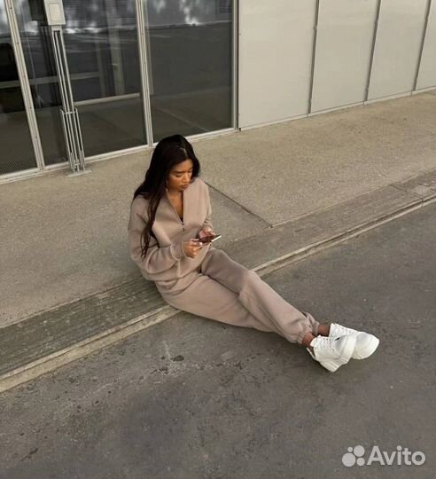 Спортивный костюм женский S/M