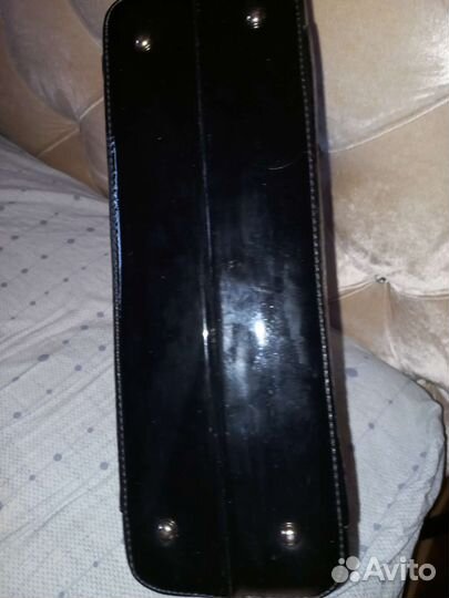 Сумка женская из лаковой натуральной кожи