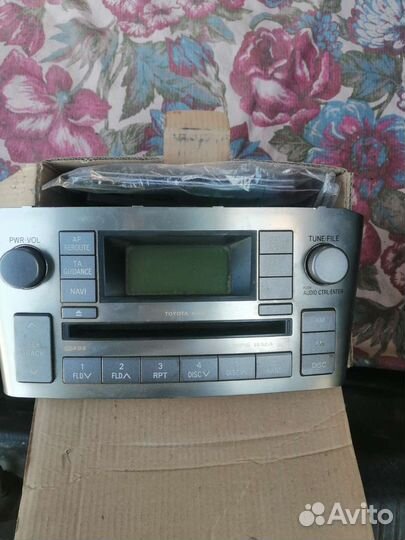 Магнитола на avensis 2007