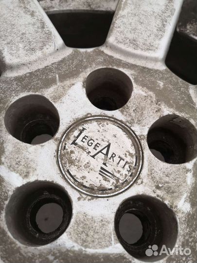 Диски LegeArtis R18 + зимняя резина Hankook (шипы)