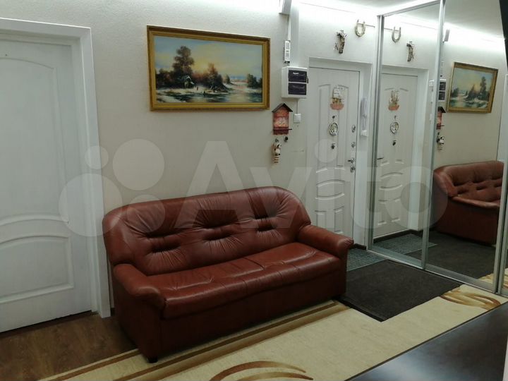 2-к. квартира, 70 м², 3/17 эт.