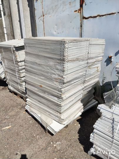 Стеллаж металлический полочный