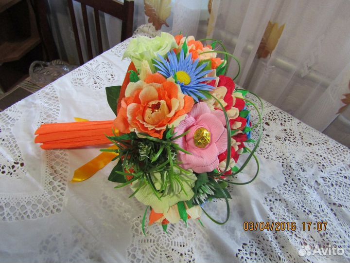 Букеты из конфет и тортики в детский сад