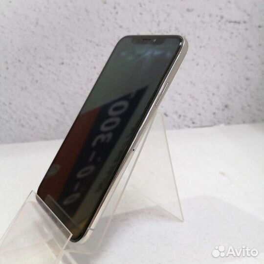 iPhone X, 64 ГБ