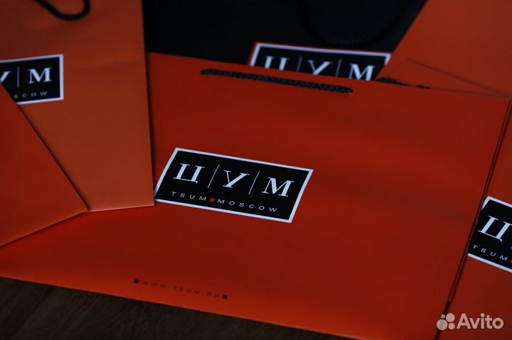 Фирменные пакеты Цум, Покровский пассаж, Chanel