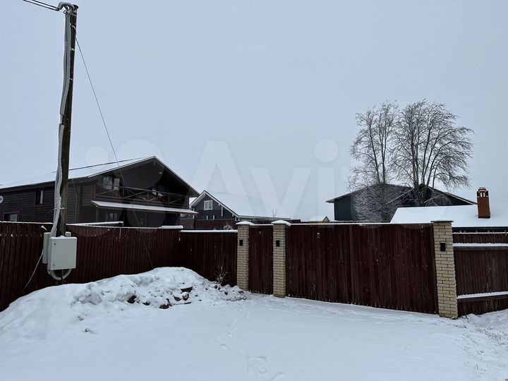 Дом 200 м² на участке 8 сот.