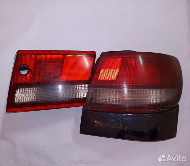 Toyota Carina E фонари задние