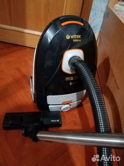 Пылесос Vitek