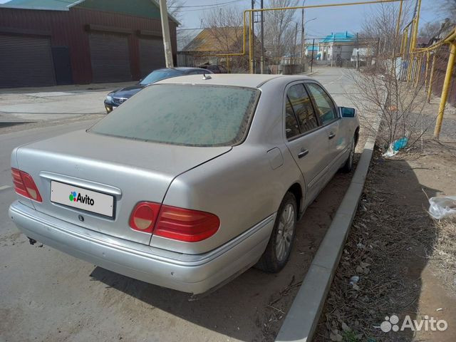 Mercedes-Benz E-класс 2.4 AT, 1998, 300 000 км