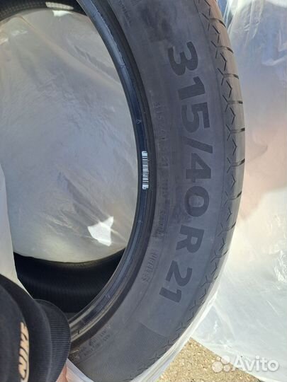 Continental ContiSportContact 6 275/45 R21 и 315/40 R21