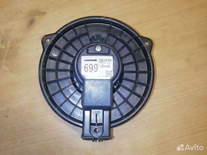 Вентилятор печки toyota rav4 xa 20