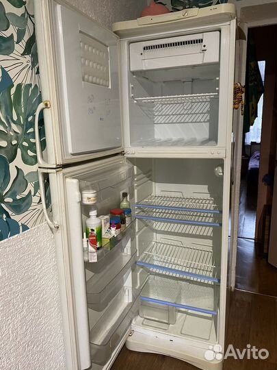 Холодильник Indezit