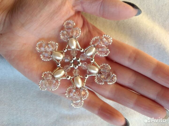 Снежинка из бисера