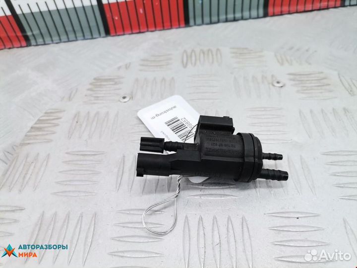 Клапан вакуумного управления Opel Astra 13105950