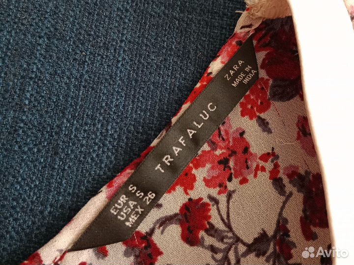 Блузка топ с цветами Zara