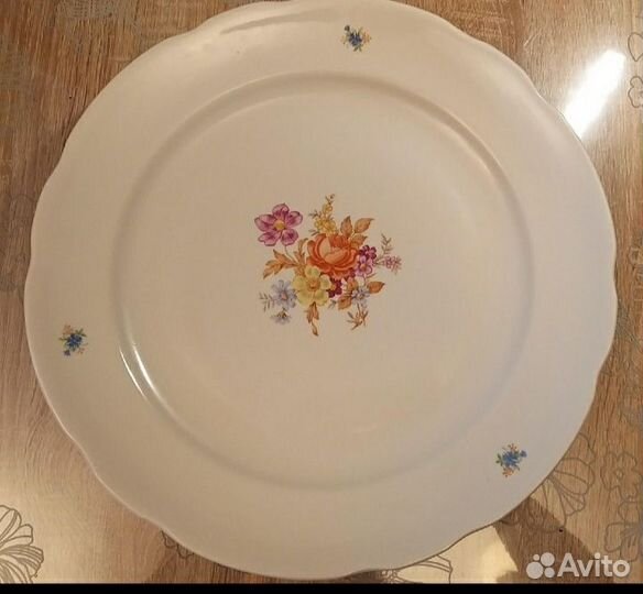 Блюдо фарфоровое Дулево