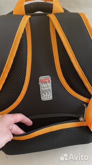 Ранец школьный для мальчика новый