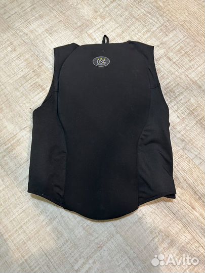 Защитный жилет для верховой езды