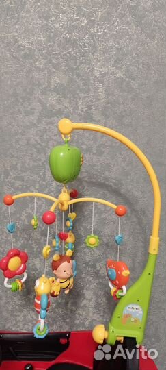 Музыкальный мобиль на кроватку