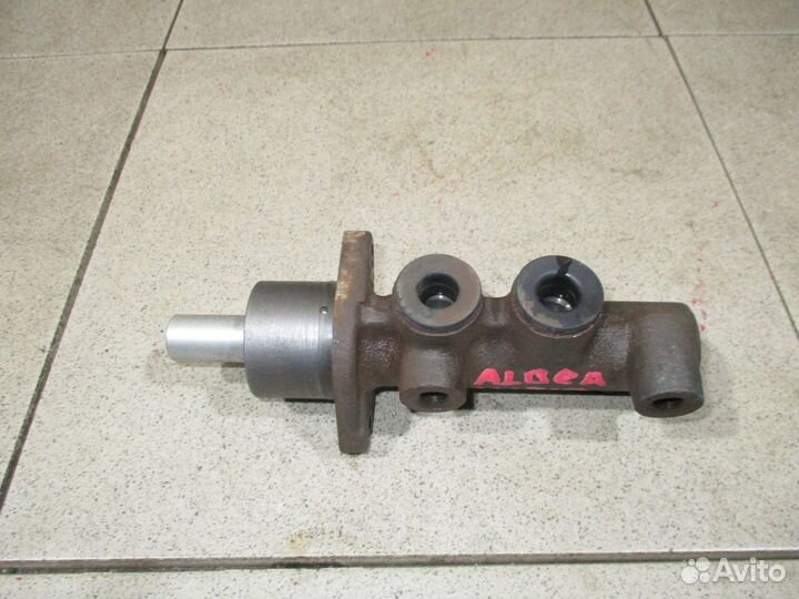 Цилиндр тормозной главный Fiat Albea