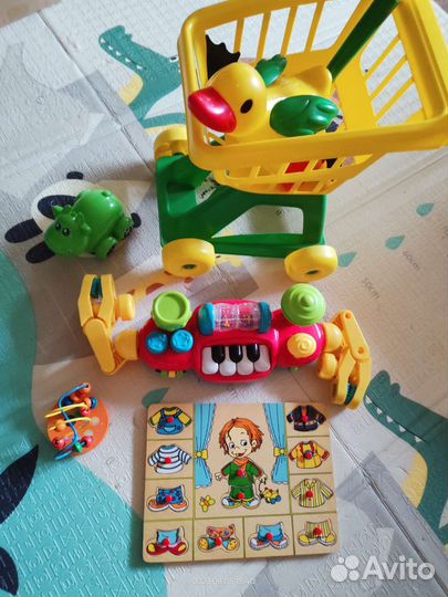 Развивающие игрушки для малышей