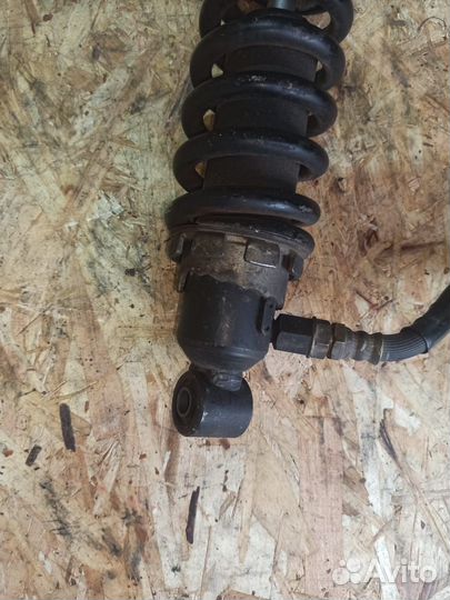 RF900 амортизатор