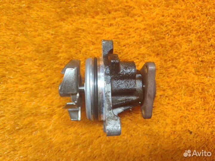Помпа Volvo Xc60 DZ47 B4204T7 2013