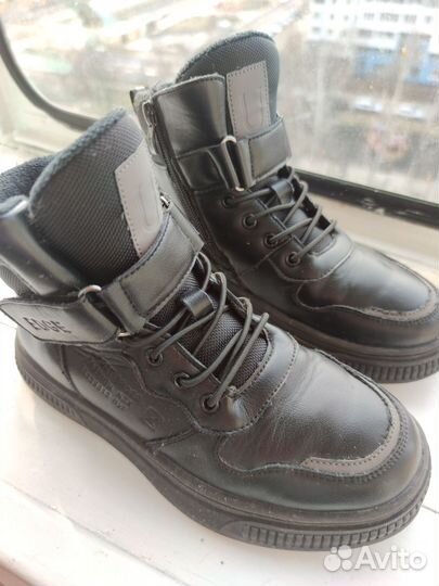 Ботинки на мальчика 36р., утеплённые