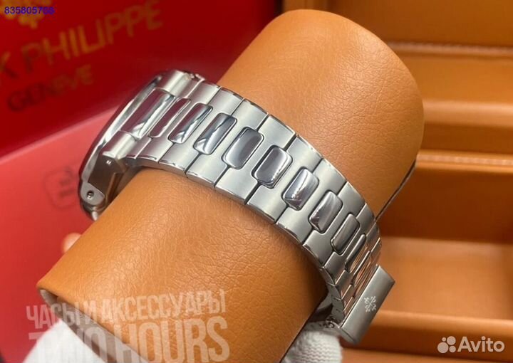 Часы Patek Philippe Nautilus Tiffany