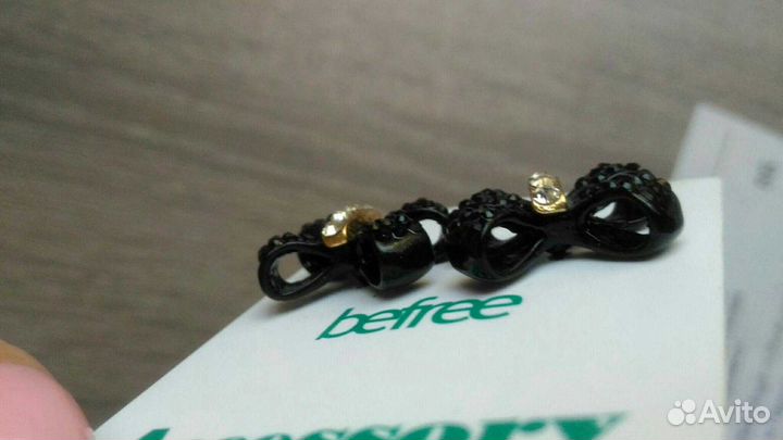 Серьги-бантики