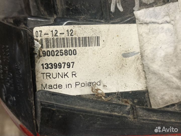 Фонарь внутренний Opel Astra J GTC