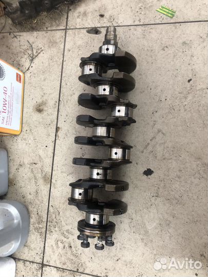 Коленвал и шатуны