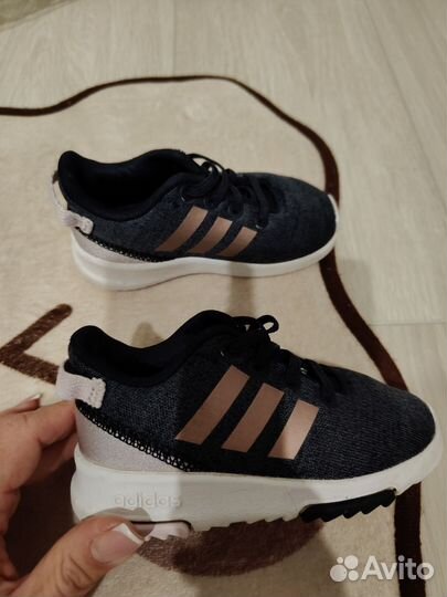 Кроссовки для девочки 22,23р