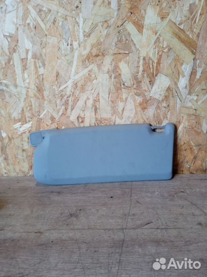 Козырек солнцезащитный Volvo V50