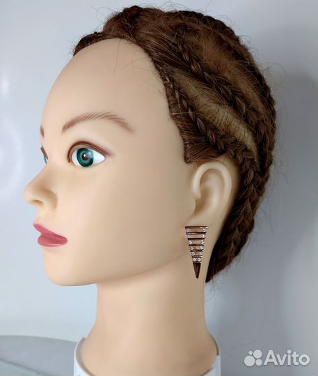 Стильные серьги с фианитами, позолота