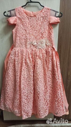 Платье со шлейфом для девочки 4-8 лет