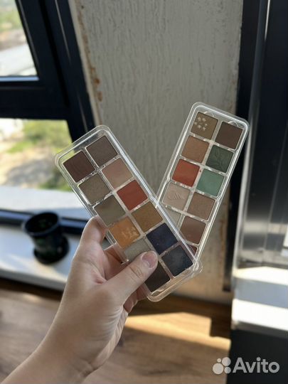 Палетка теней essence 2шт