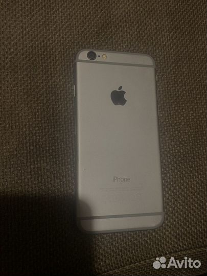 Телефон iPhone 6